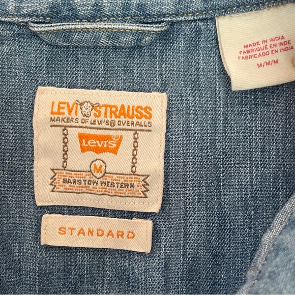 Levi’s Barstow Western Denim Shirt Men's Pearl Snap Button Up - Picture 9 of 16